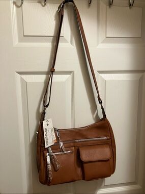 NWT Jessie James Conceal and Carry  Crossbody Bag with Front Pockets